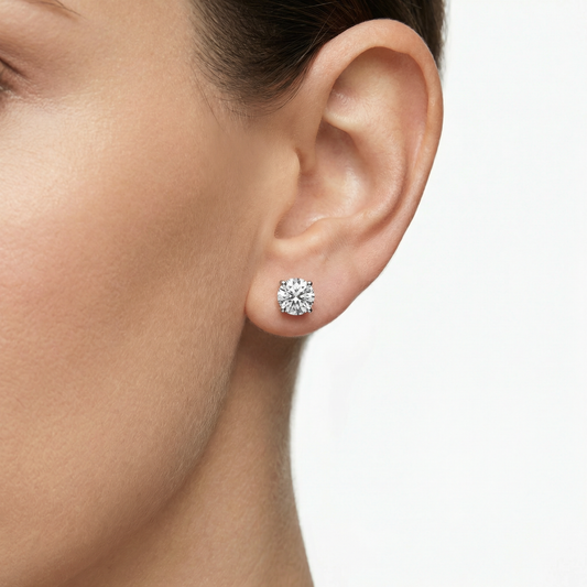 Sabrina London classic stud earrings Lab-Grown diamond D/VS1 18K gold 2-carats Center stone